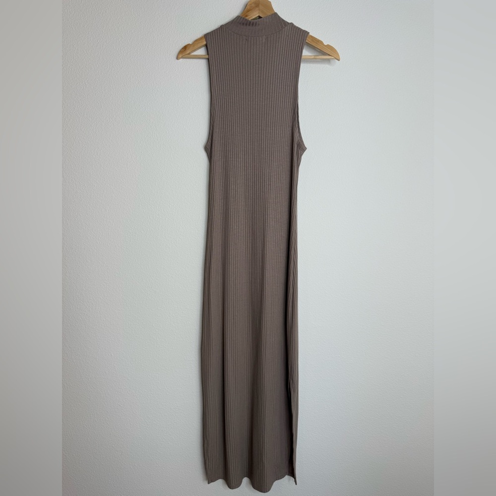 Beyond Yoga Well Traveled Taupe Rib Knit Athleisure Midi Dress Sz Small - Picture 12 of 16